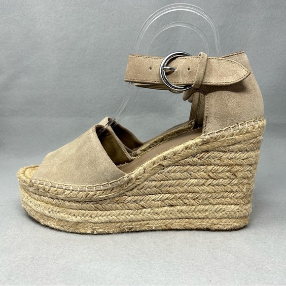 Marc Fisher Alida Sandal Taupe Womens Size 9. - Picture 1 of 13